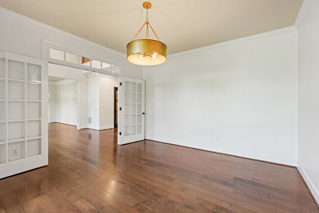 Building Photo - 298 Gillette Dr