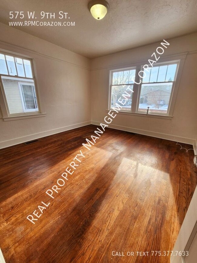 Building Photo - 575 W 9th St