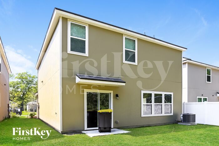 Building Photo - 5871 Calvary Dr