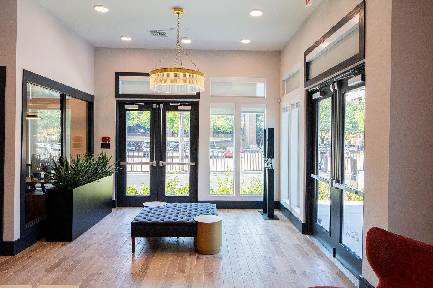 Building Photo - 13701 Montfort Dr