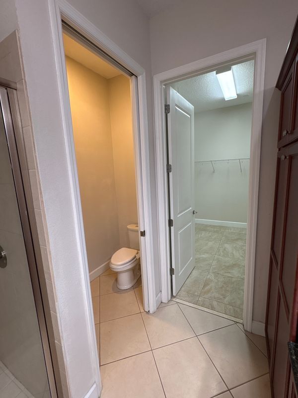 Building Photo - 13775 Benavente Ave
