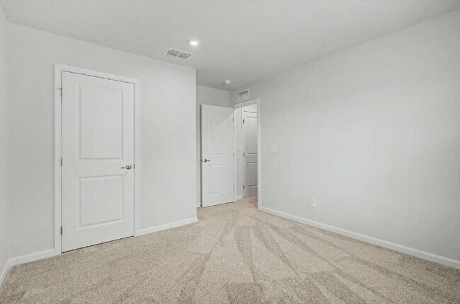 Building Photo - 4-Bed Dream Home in Desired Community in Wake Forest