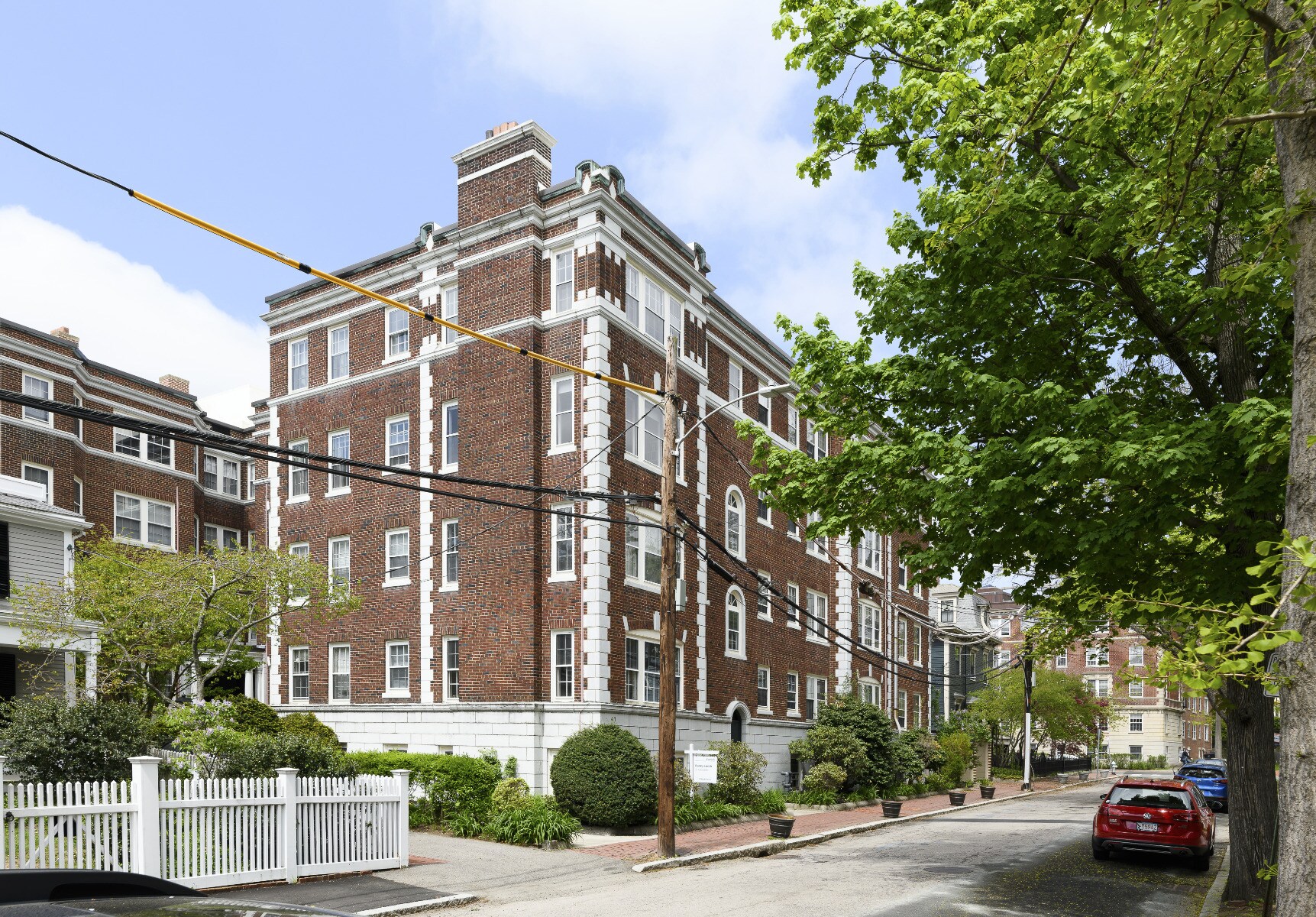 Building Photo - 41 Bowdoin St