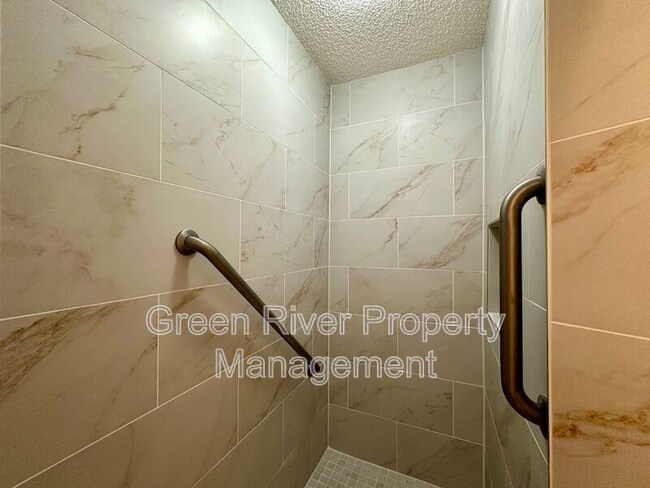 Building Photo - 412 La Reserve Cir