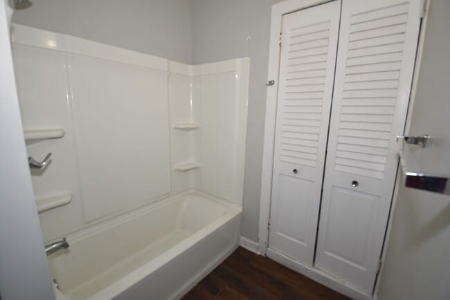 Building Photo - 510 S St Joseph St