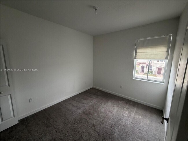 Building Photo - 12390 NW 23rd Ct