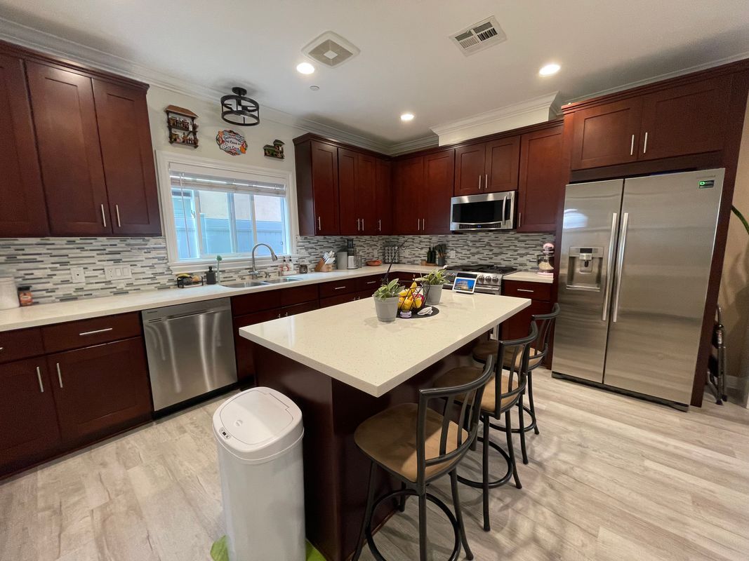 Building Photo - 6518 Walker Ave