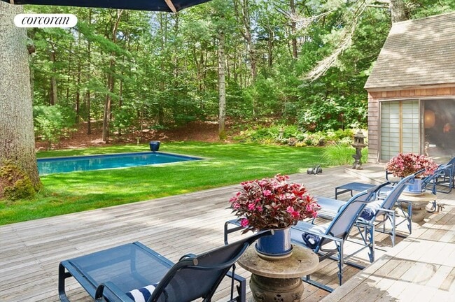 Building Photo - 15 Bull Path Cl