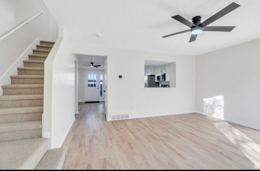 Building Photo - 4778 Huntly Dr