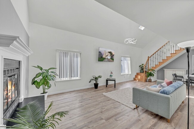 Building Photo - 5028 Halwell Dr