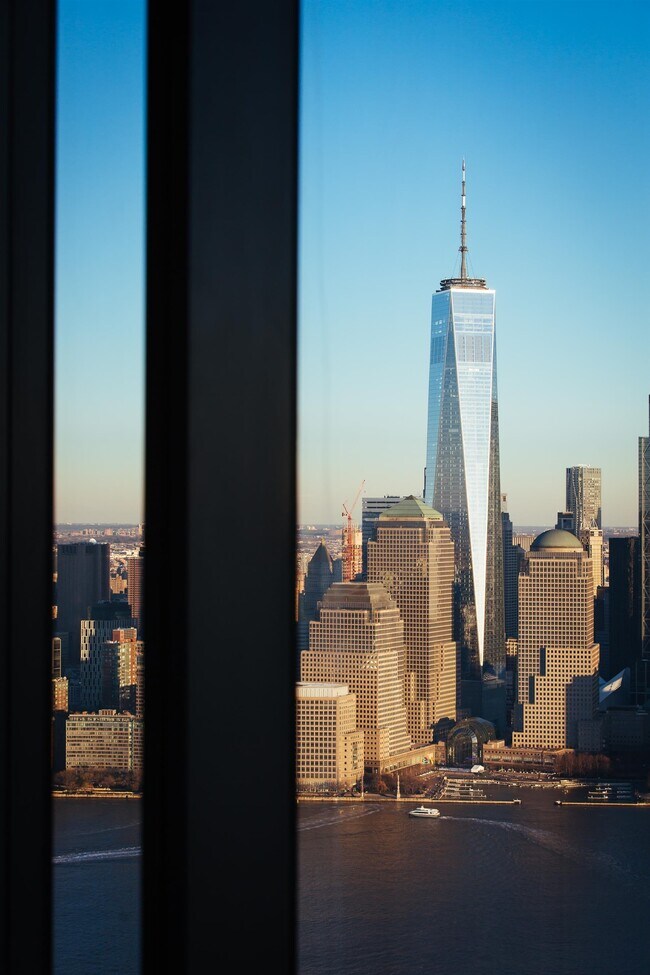 Building Photo - 99 Hudson St