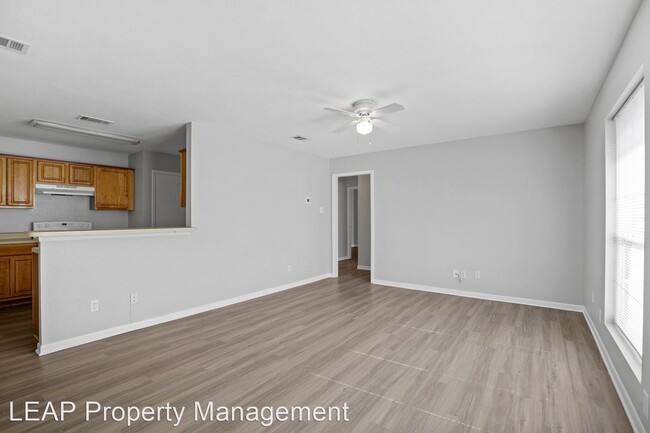 Building Photo - 3 br, 2 bath House - 919 Potomac Dr