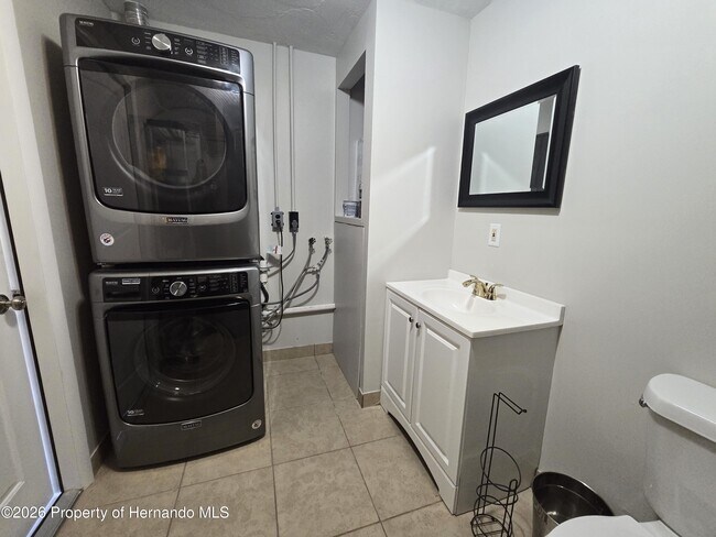 Building Photo - 4018 Kibler Ln