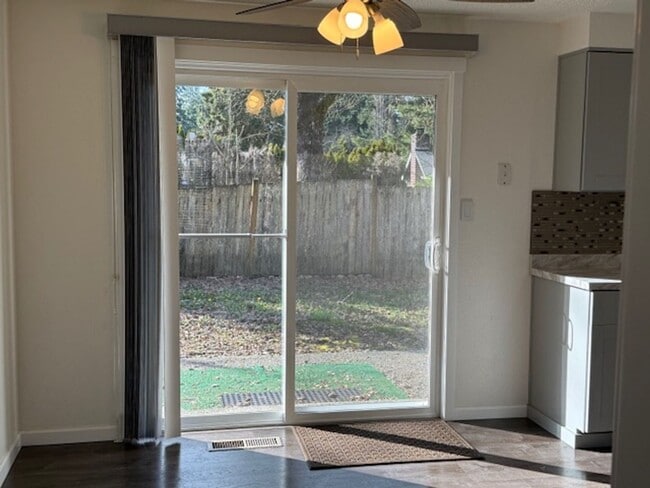 Building Photo - Lap of Luxury LLC