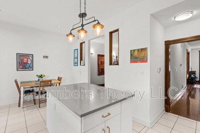 Building Photo - 3532 Warder St NW