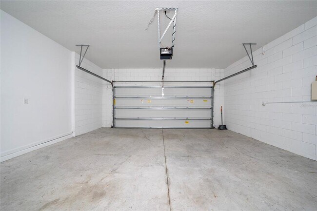 Building Photo - 1133 Mattie Pointe Blvd