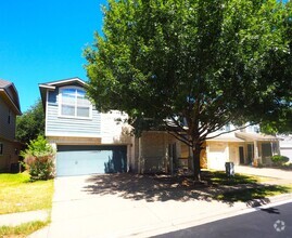 Building Photo - Incredible South Austin Home!