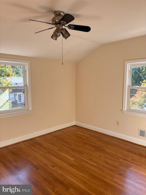 Building Photo - 9912 Dickens Ave