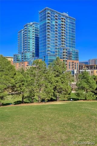 Building Photo - 1700 Bassett St