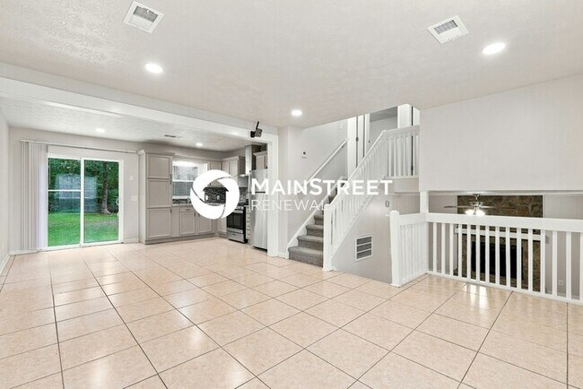 Building Photo - 3 Bedroom Pet-Friendly Home in STOCKBRIDGE, GA with Main Street Renewal