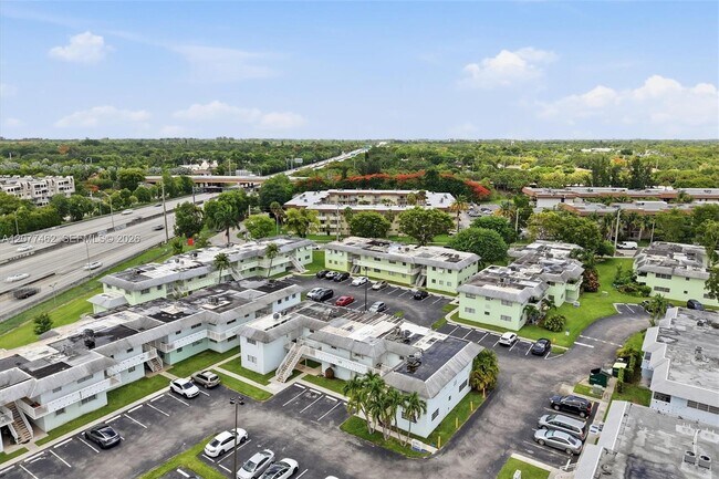 Building Photo - 7680 SW 82nd St