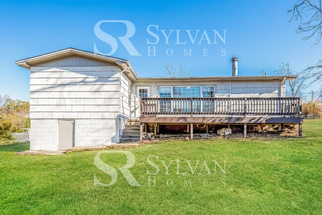 Building Photo - Come quick and see this 3Bed, 1Bath home!