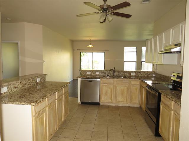 Building Photo - 2821 Hilcroft Ave
