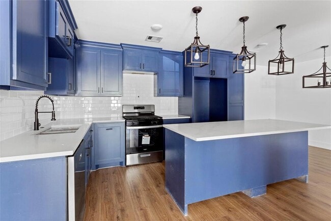 Building Photo - 5811 Northridge Dr