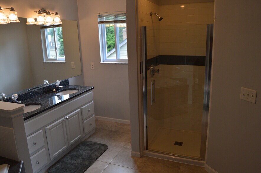Building Photo - 7719 Blackburn ct
