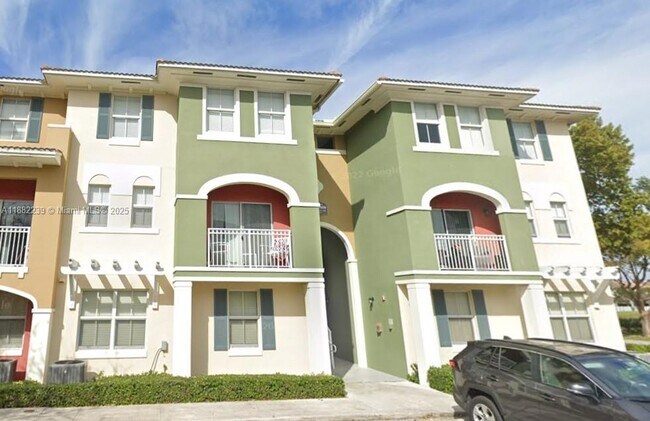 Primary Photo - 10901 NW 83rd St