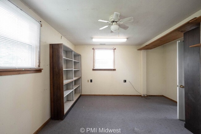 Building Photo - "Charming 3-Bedroom Haven in Mooresville –...