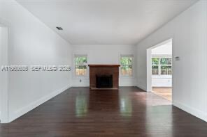 Building Photo - 2465 Inagua Ave