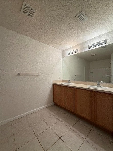 Building Photo - 4117 SW 54th Cir