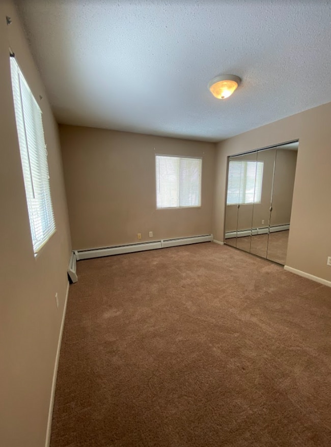 Building Photo - Experience Cozy Living in Our One-Bedroom ...