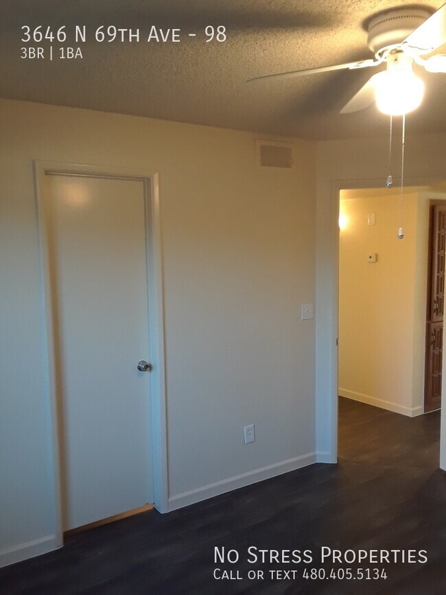 Building Photo - 3646 N 69th Ave