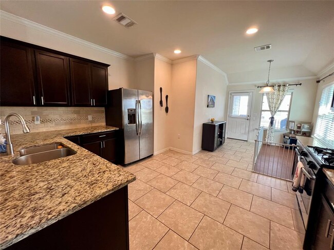 Building Photo - 10233 Crescendo Ln