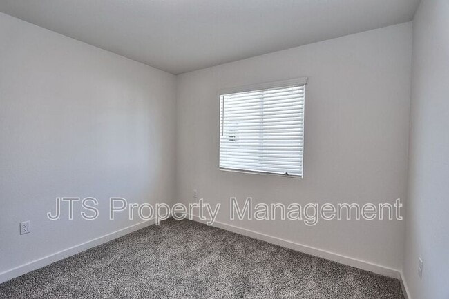 Building Photo - 8312 Whippersnapper Way