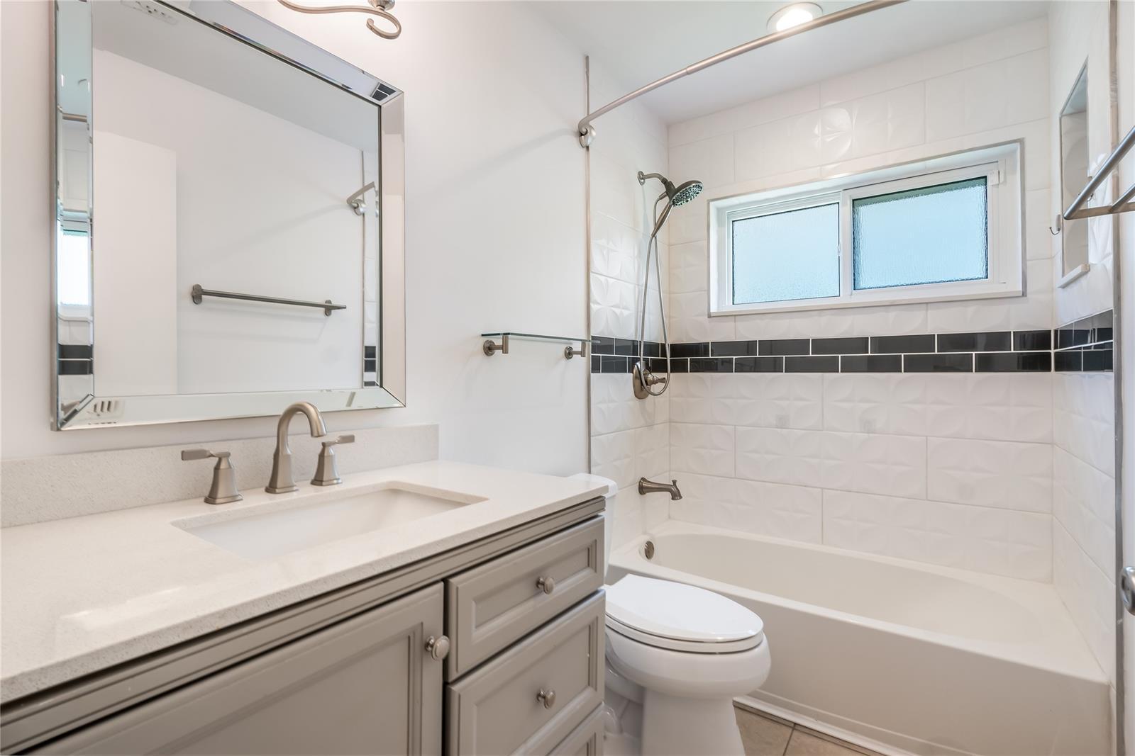 Building Photo - 9329 NW 53rd Ct