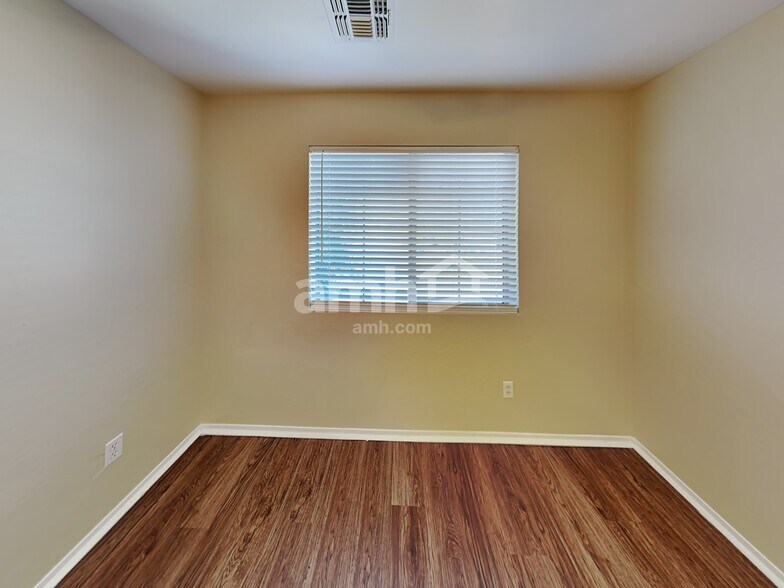 Building Photo - 10045 E Calypso Cir