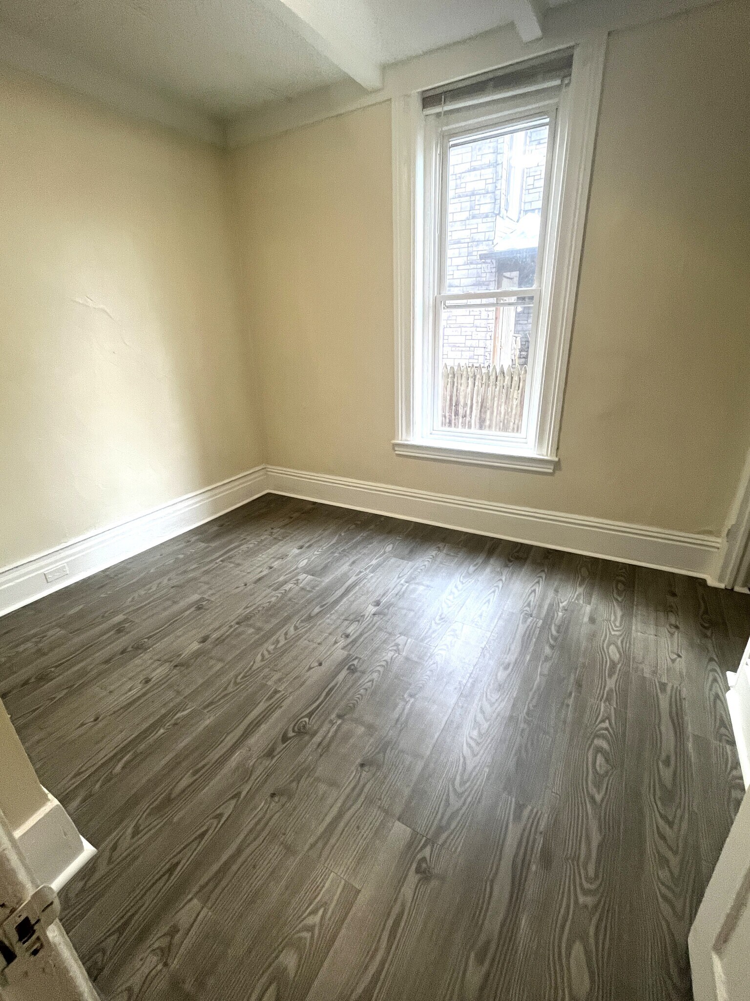 Building Photo - 239 W 16th St