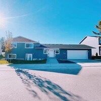 Building Photo - 2818 S Marcus Ln