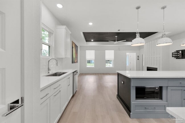 Building Photo - 17 N L St