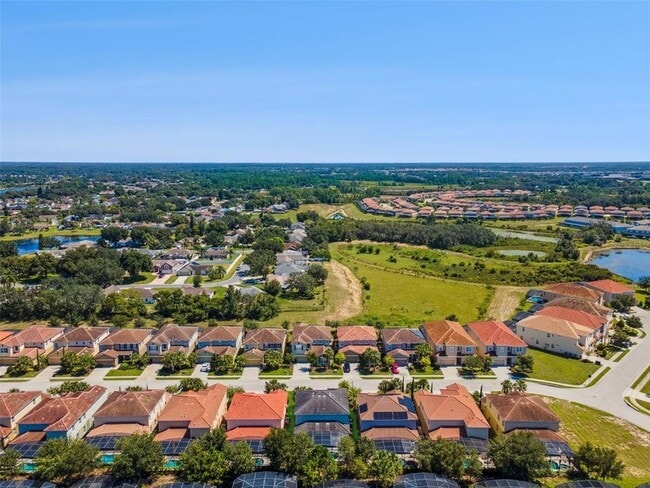 Building Photo - 5289 Oakbourne Ave