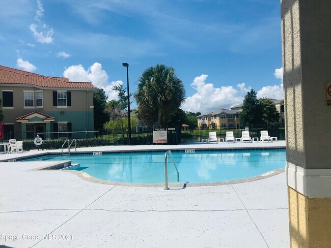 Building Photo - 1747 Sophias Dr