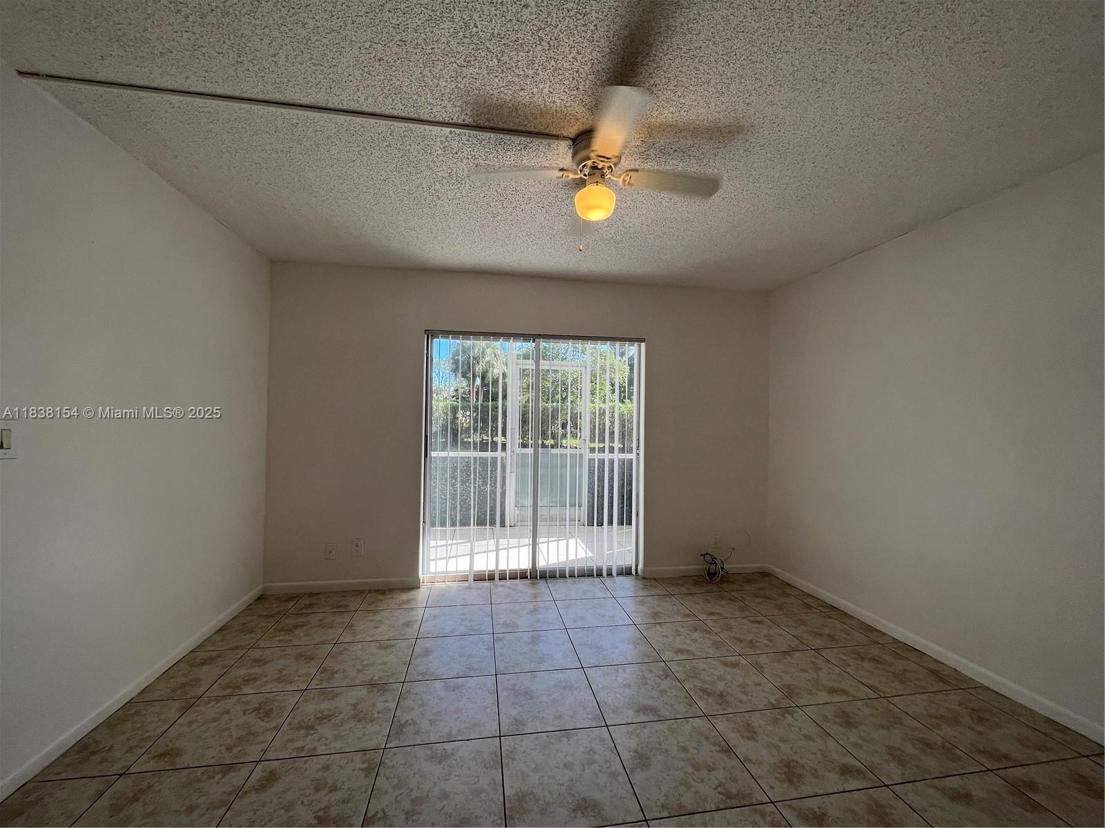 Building Photo - 4354 NW 9th Ave