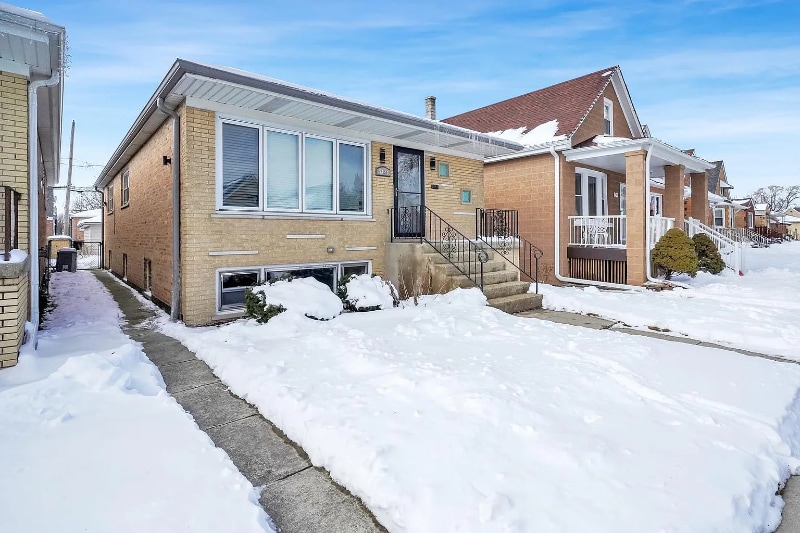 Building Photo - 5424 S New England Ave