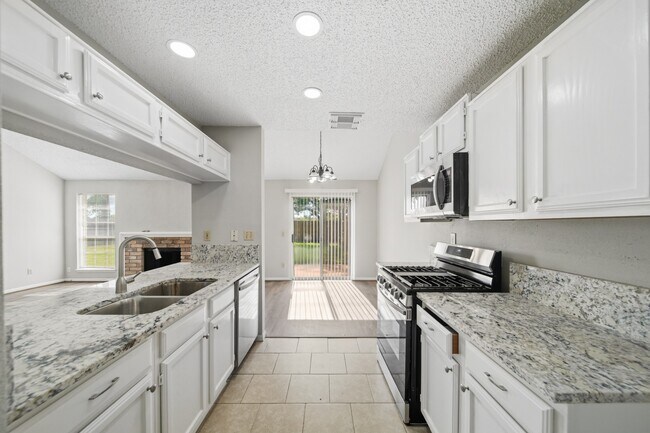 Building Photo - 2819 Kettle Run Dr