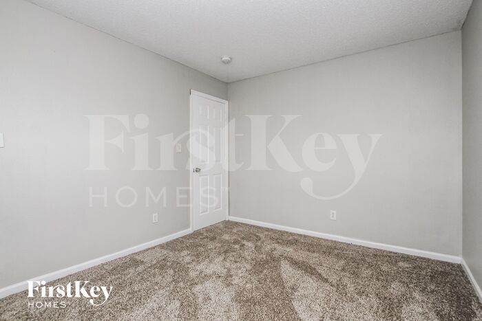Building Photo - 3265 Blue Ash Ln