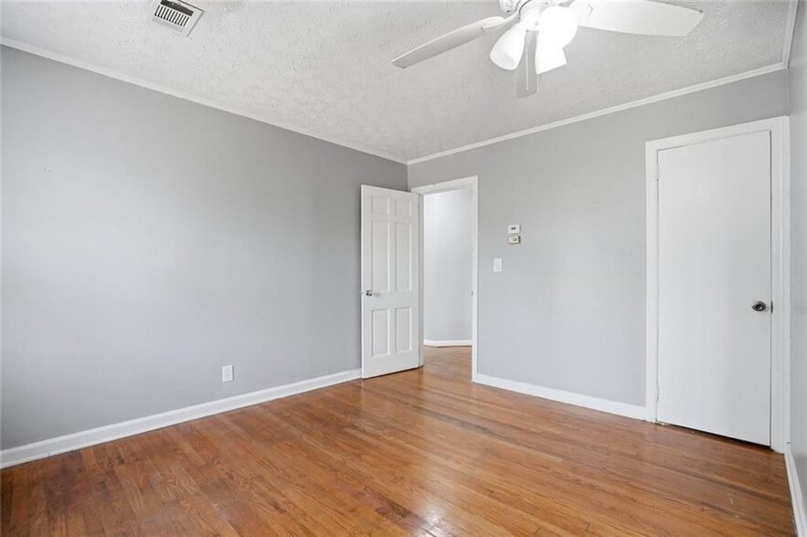 Building Photo - 5205-5205 Five Forks Trickum Rd SW