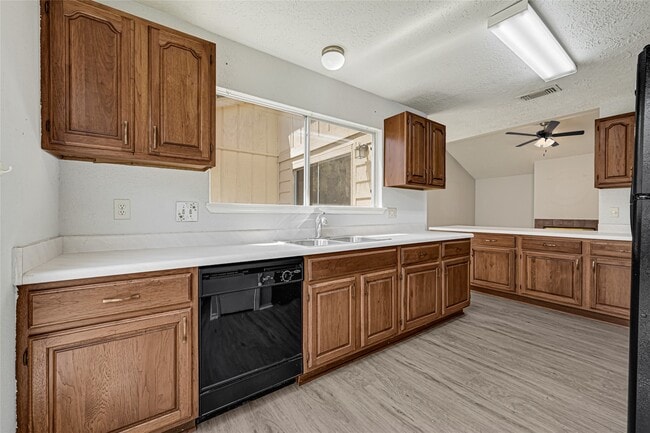 Building Photo - 7314 Addicks Clodine Rd
